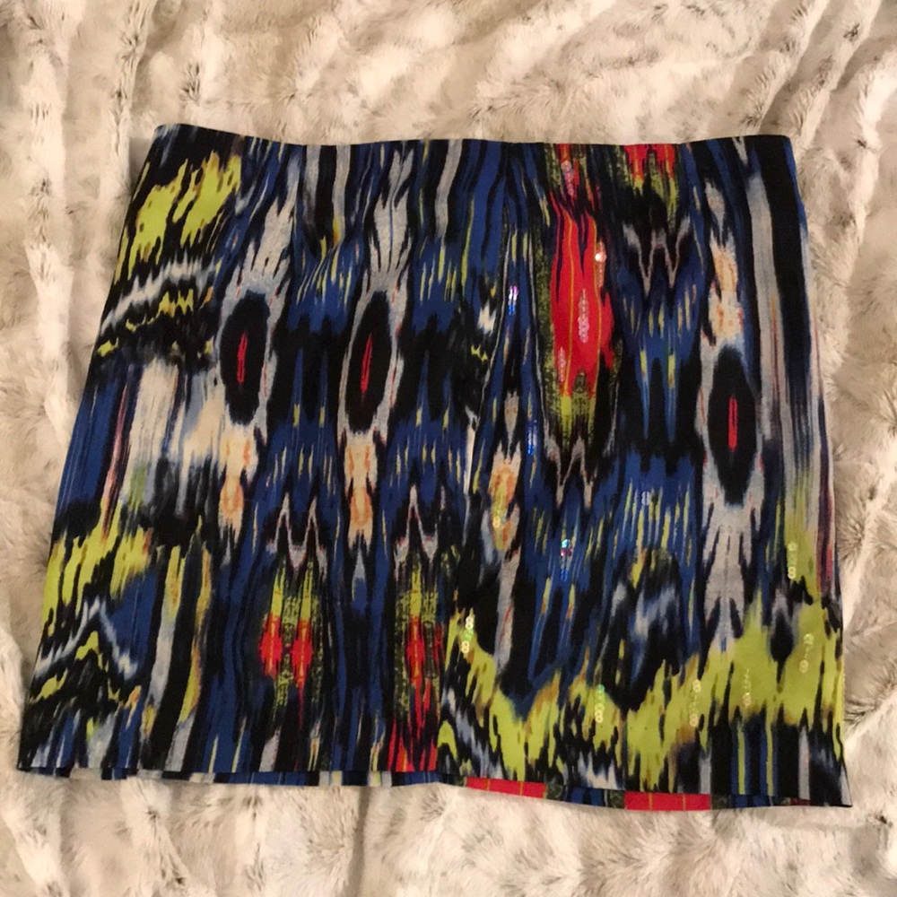 Abstract mini skirt